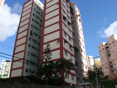 Condomínio Edifício Ris