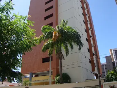 Condomínio Edifício Yramaia