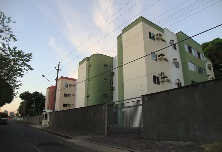 Condomínio Edifício Amadeu Olimpo Cavalcante