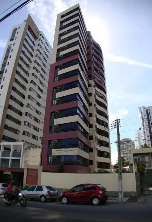 Condomínio Edifício Mansão Georgina Lucena - Rua Desem Dionisio Filgueira,  761 - Petrópolis, Natal-RN