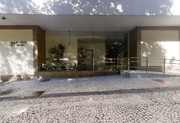 Condomínio Edifício Eugênio Jardim