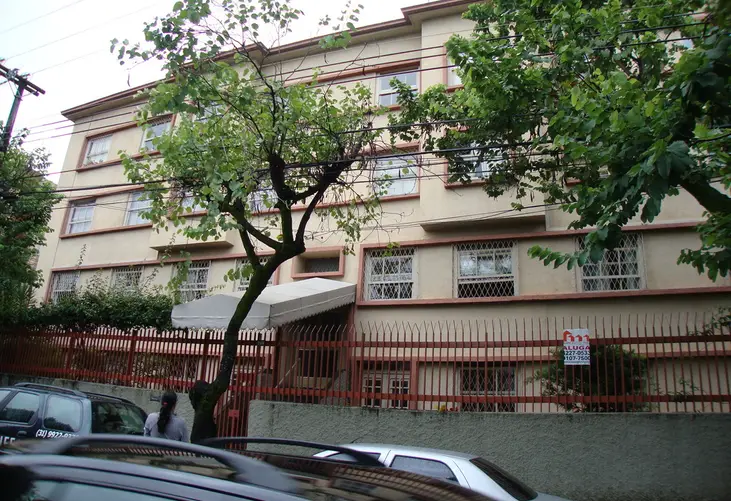 Condomínio em Rua Oriente, 123, Serra - Belo Horizonte - Alugue ou