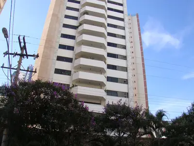 Condomínio Edifício Pitangueiras