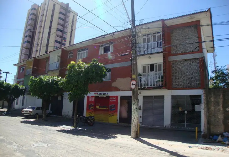 Condomínio Edifício Izaura Bezerra