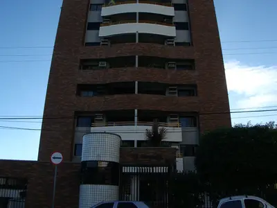Condomínio Edifício Ponatello