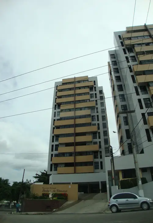 R. José de Alencar com Edifícios e condomínios em Barro Vermelho em Natal,  RN| 123i