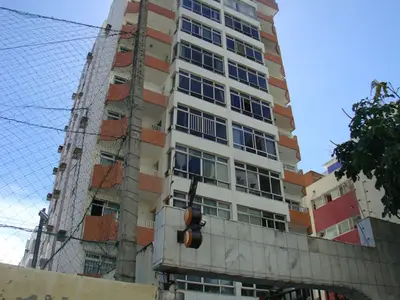 Condomínio Edifício Infante D. Henrique