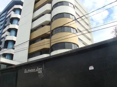 Condomínio Edifício Apolonio Lima