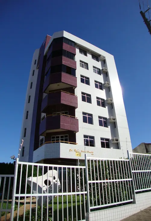 Condomínio Edifício Residencial Israel Damião - Rua Dr Lauro Pinto, 420 -  Candelária, Natal-RN