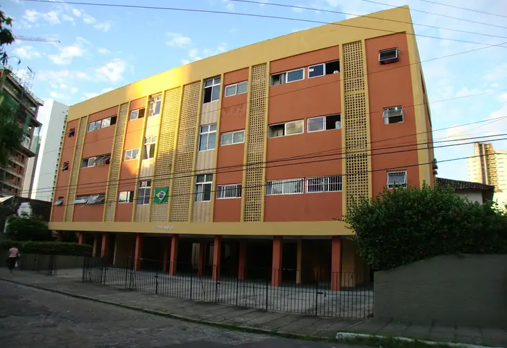 Condomínio Edifício Maria Silva