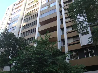 Condomínio Edifício Nahum Prado