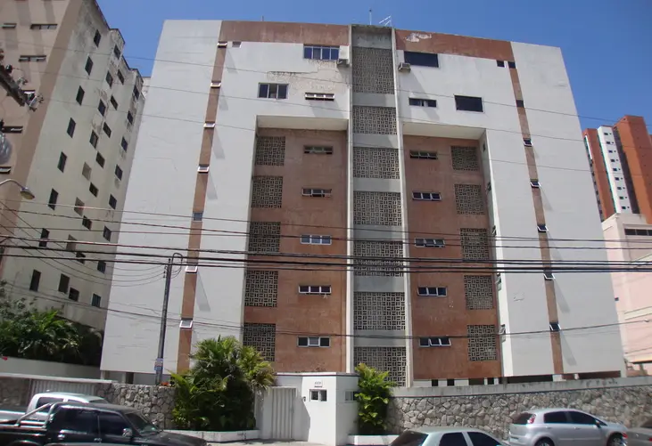 Condomínio Edifício Luis da Rocha