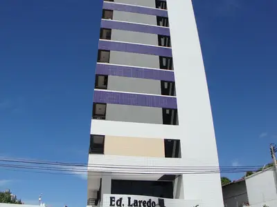 Condomínio Edifício Laredo