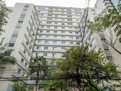 Condomínio Edifício Curitiba e Porto Alegre