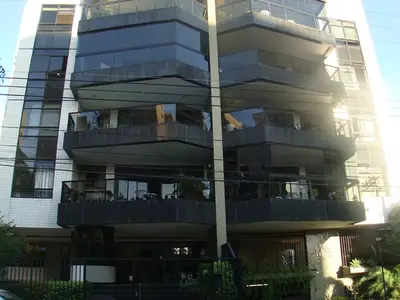 Condomínio Edifício Porto Monte